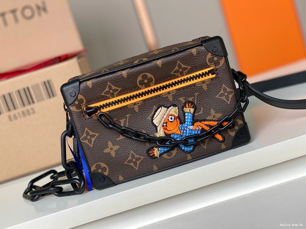 Affordable LOUIS SOFT VUITTON TRUNK 0804